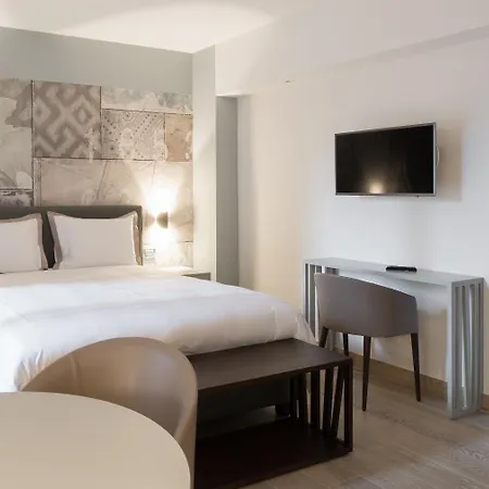 Hotel apartamentowy The Gare